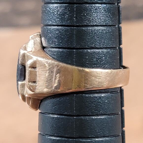 Vintage Ostby & Barton 10K Gold Hematite Signet Ring - Picture 6 of 9